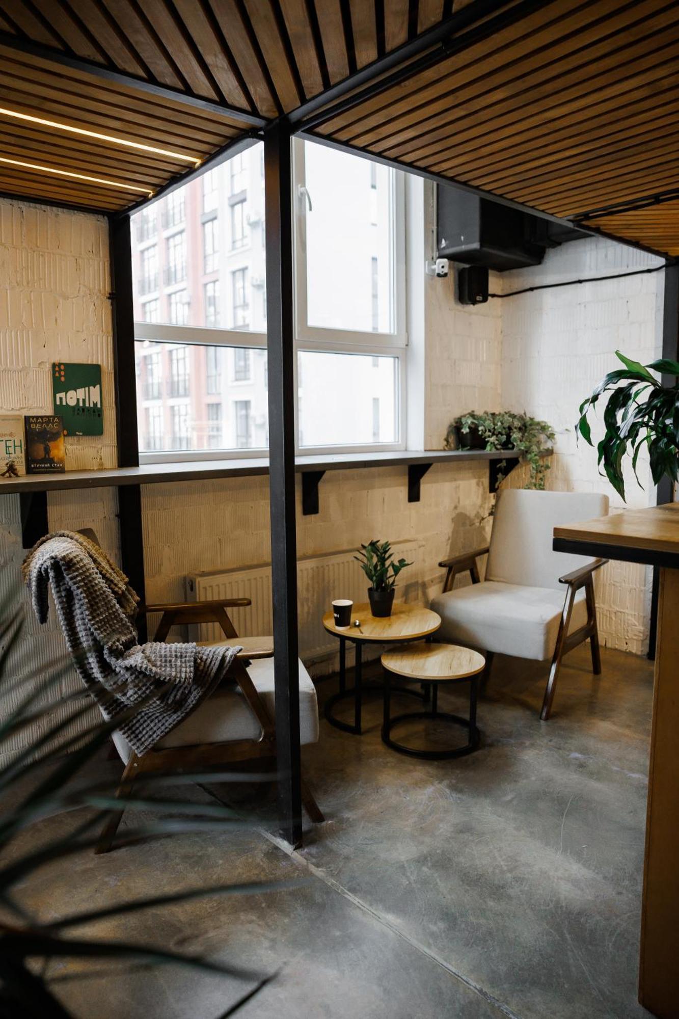 Capsule Hotel Constellation 91 Lwów Zewnętrze zdjęcie