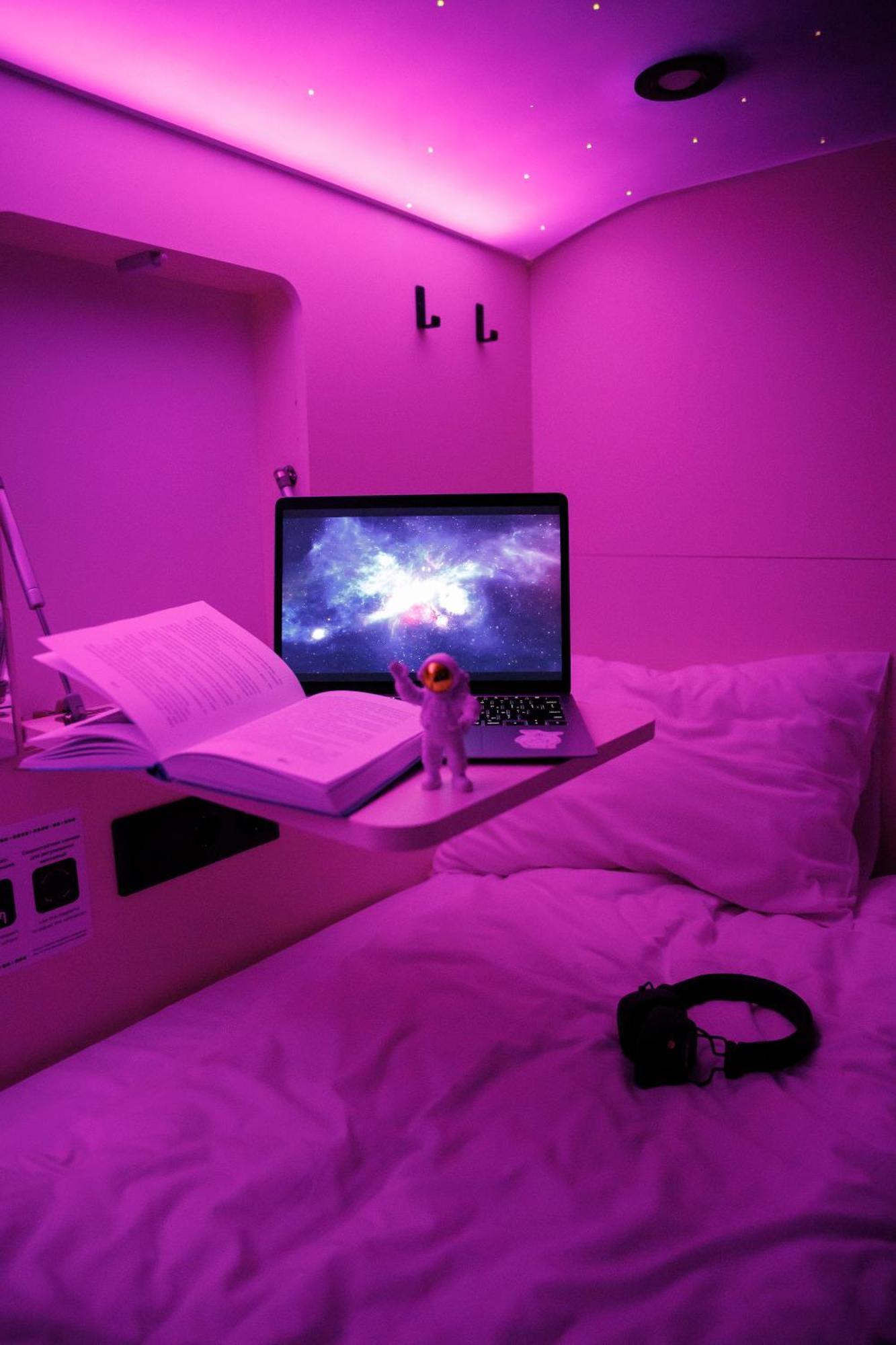 Capsule Hotel Constellation 91 Lwów Zewnętrze zdjęcie
